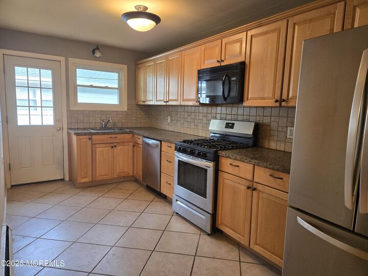 Property Photo: 76 Mount Fairweather Lane NJ 08753