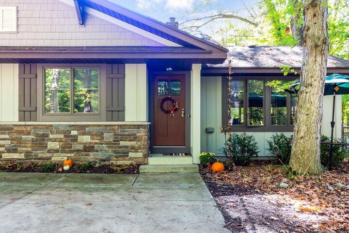 Property Photo: 6565 Riverside Road MI 49408