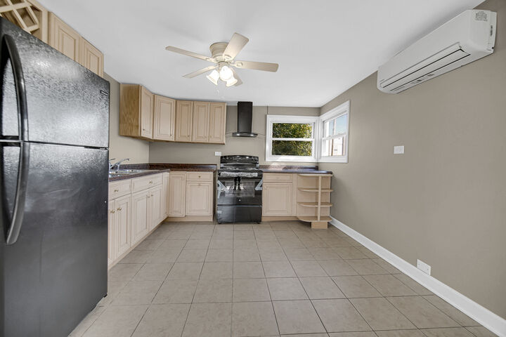 Property Photo: 2078 N 17th Avenue IL 60160