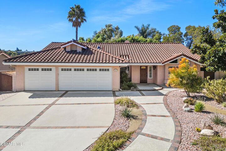 Property Photo: 716 Stetson Court CA 91360