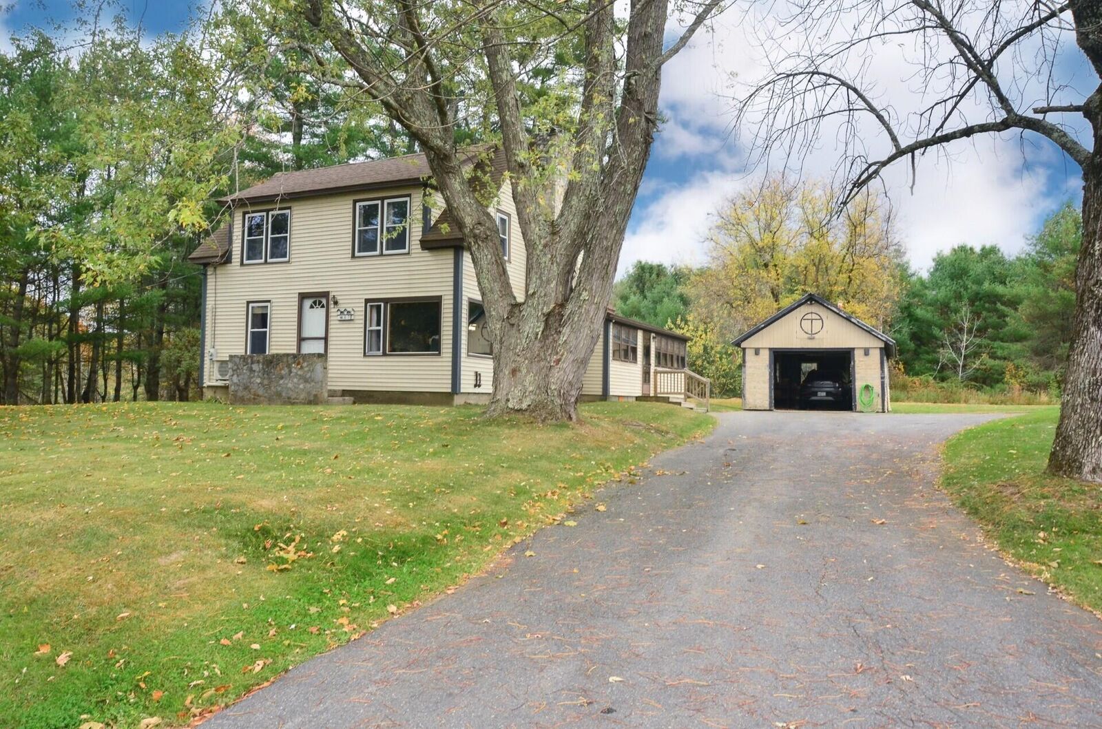 Property Photo:  87 Middle Road  ME 04330 