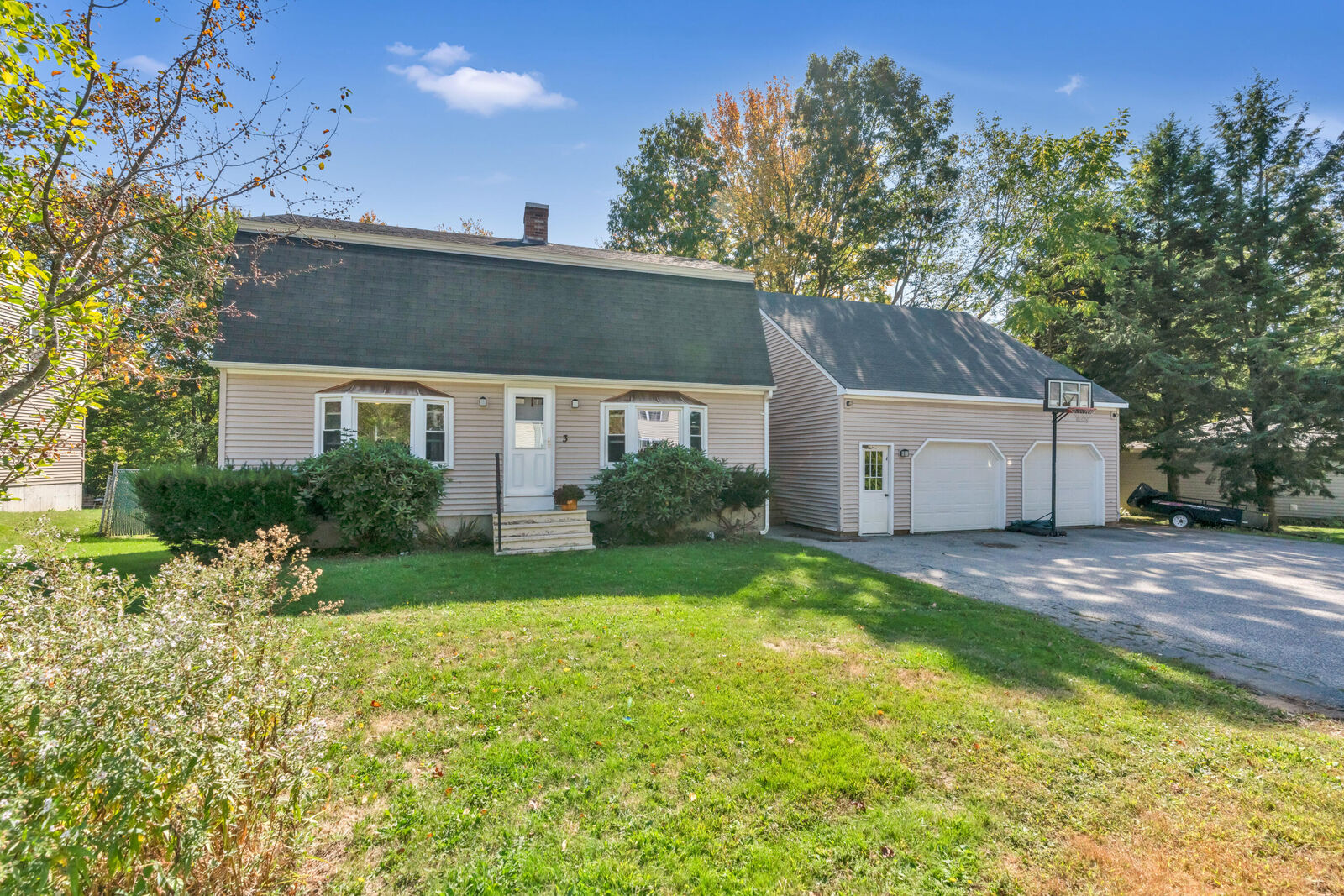 Property Photo: 3 Cantara Avenue ME 04072