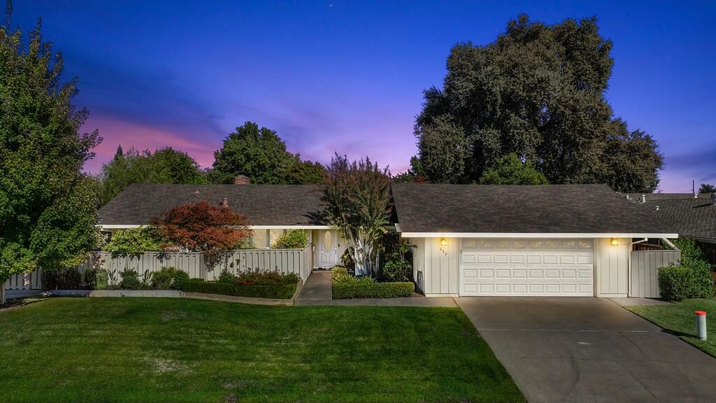 Property Photo: 680 Morris Way CA 95864