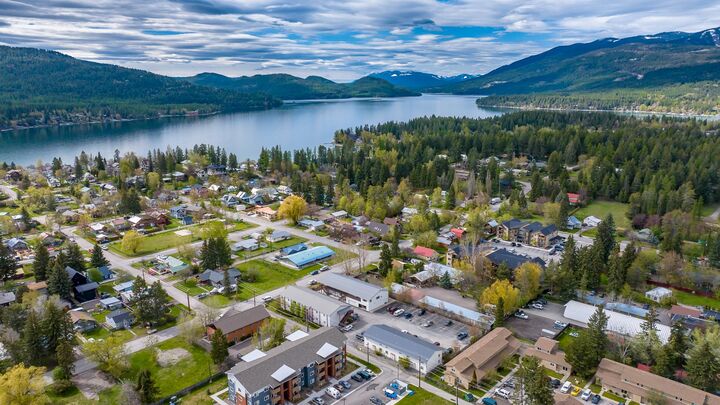 Property Photo:  121 Iowa Avenue 1J  MT 59937