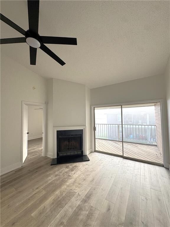 Property Photo: 701 Fairfax Drive 197 LA 70056