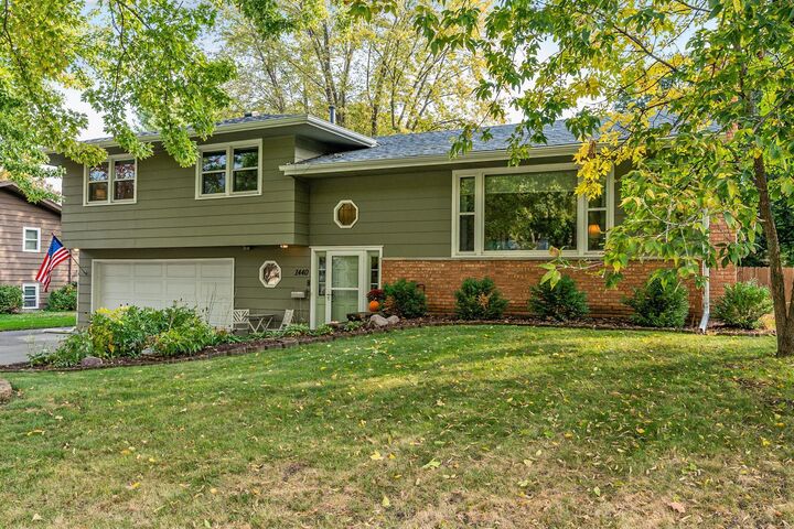 Property Photo: 1440 Pennsylvania Avenue N MN 55427