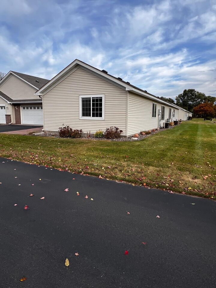 Property Photo:  1315 Heritage Lane  MN 56387 