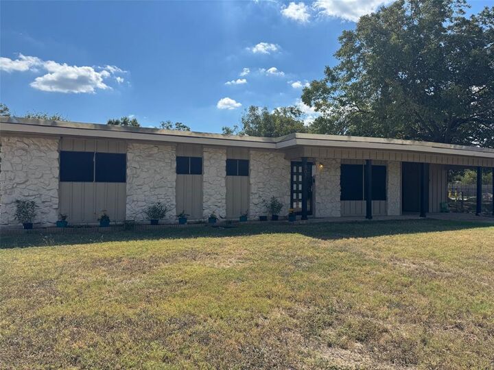 Photo de la propriété: 907 Elizabeth Boulevard TX 76048