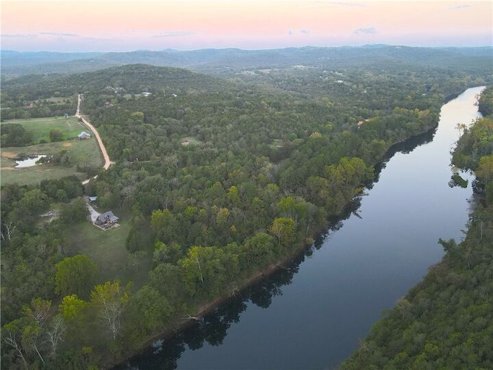 Property Photo:  804 County Road 212  AR 72631