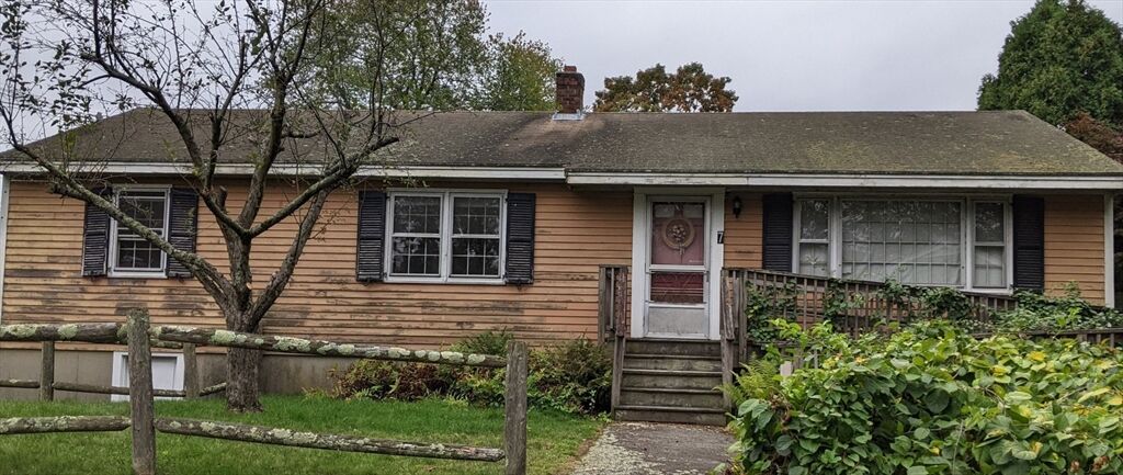 Property Photo:  7 Hamilton St  MA 01701 