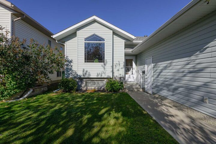 Property Photo:  9842 67 Avenue  AB T8W 2T3