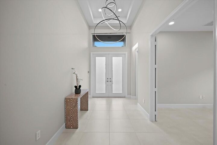 Property Photo: 9858 Pecorino Isle Isle FL 33473