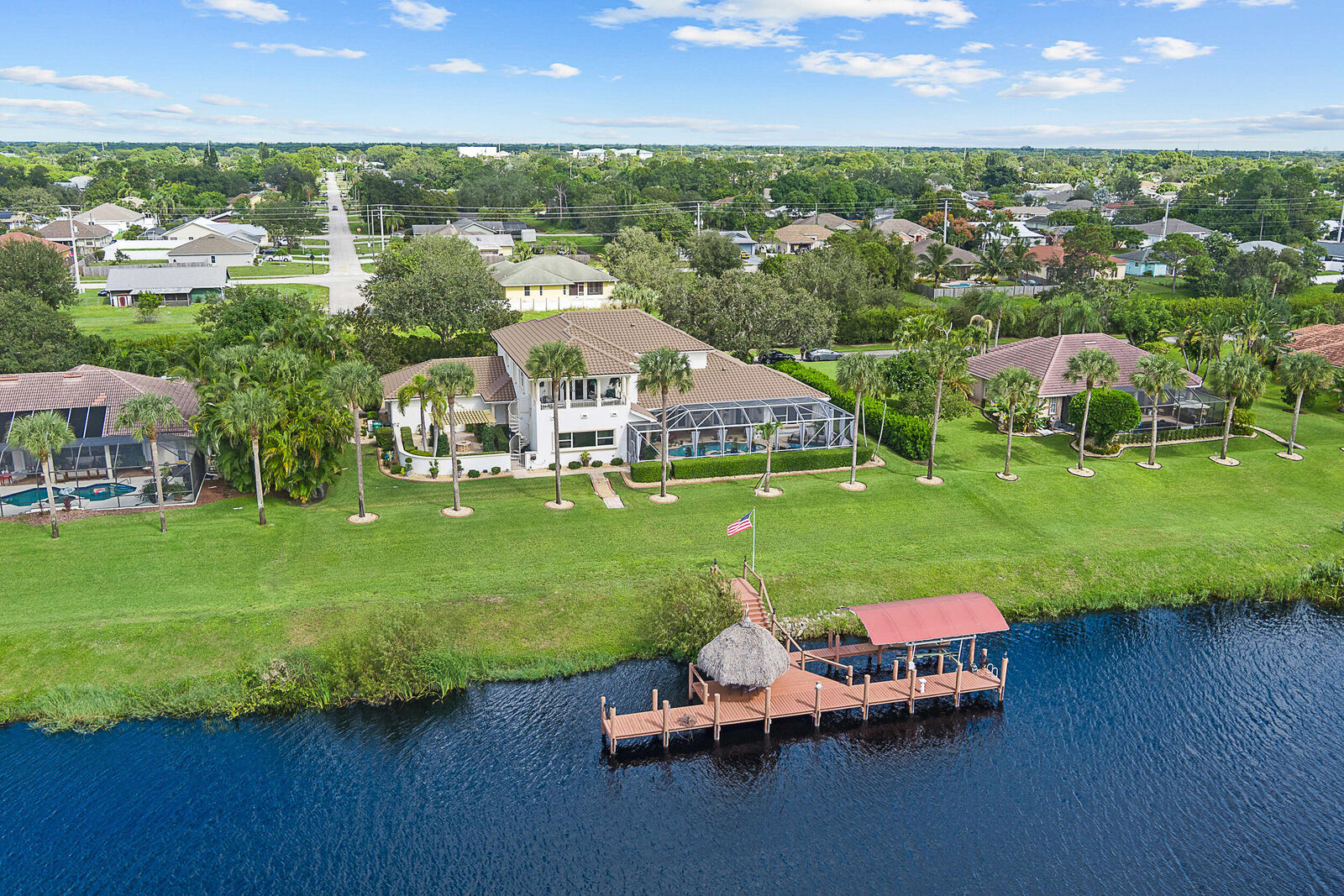 Property Photo: 2618 SW River Shore Drive FL 34984