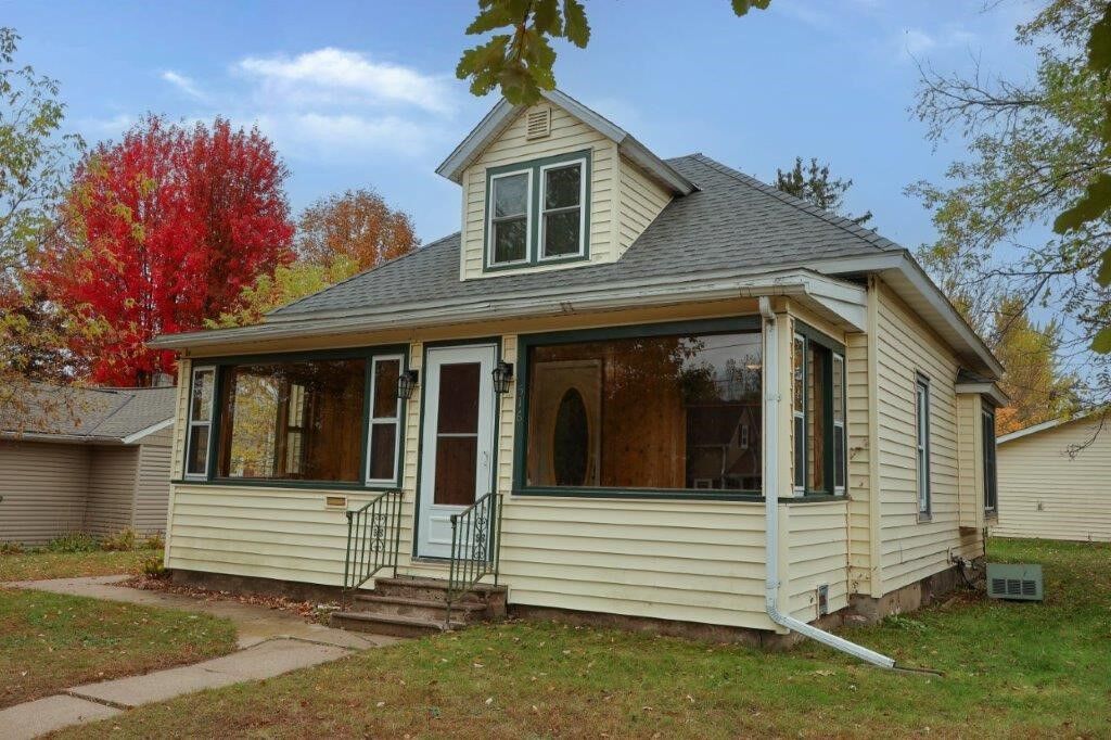 Property Photo: 516 Lake Avenue E WI 54848