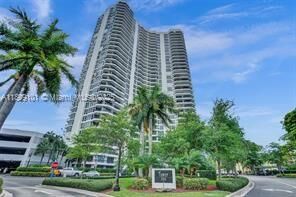 3530 N Mystic Pointe Dr 2307  Aventura FL 33180 photo