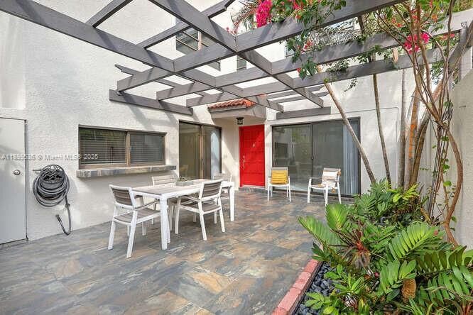 4732 SW 67th Ave K7  Miami FL 33155 photo