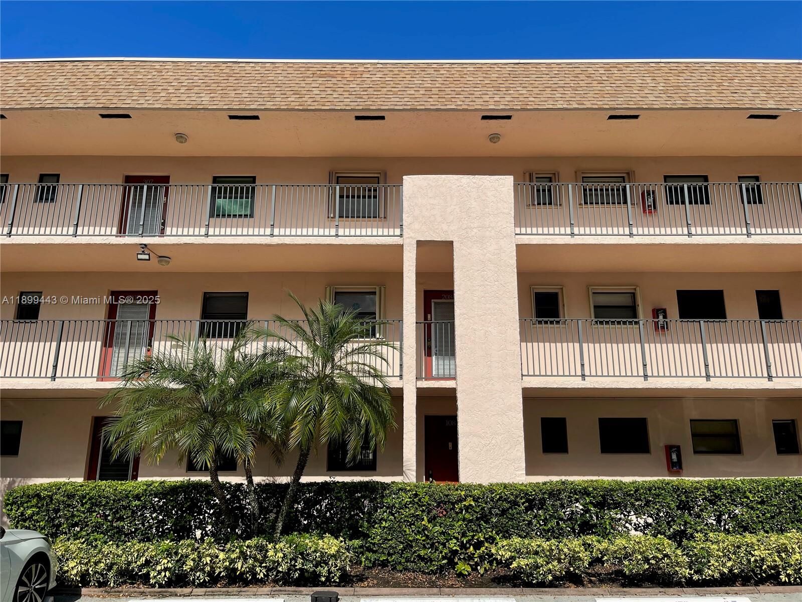 Property Photo: 10123 Sunrise Lakes Blvd 208 FL 33322