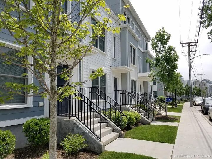 Property Photo: 72 Merrell Avenue 72 CT 06902