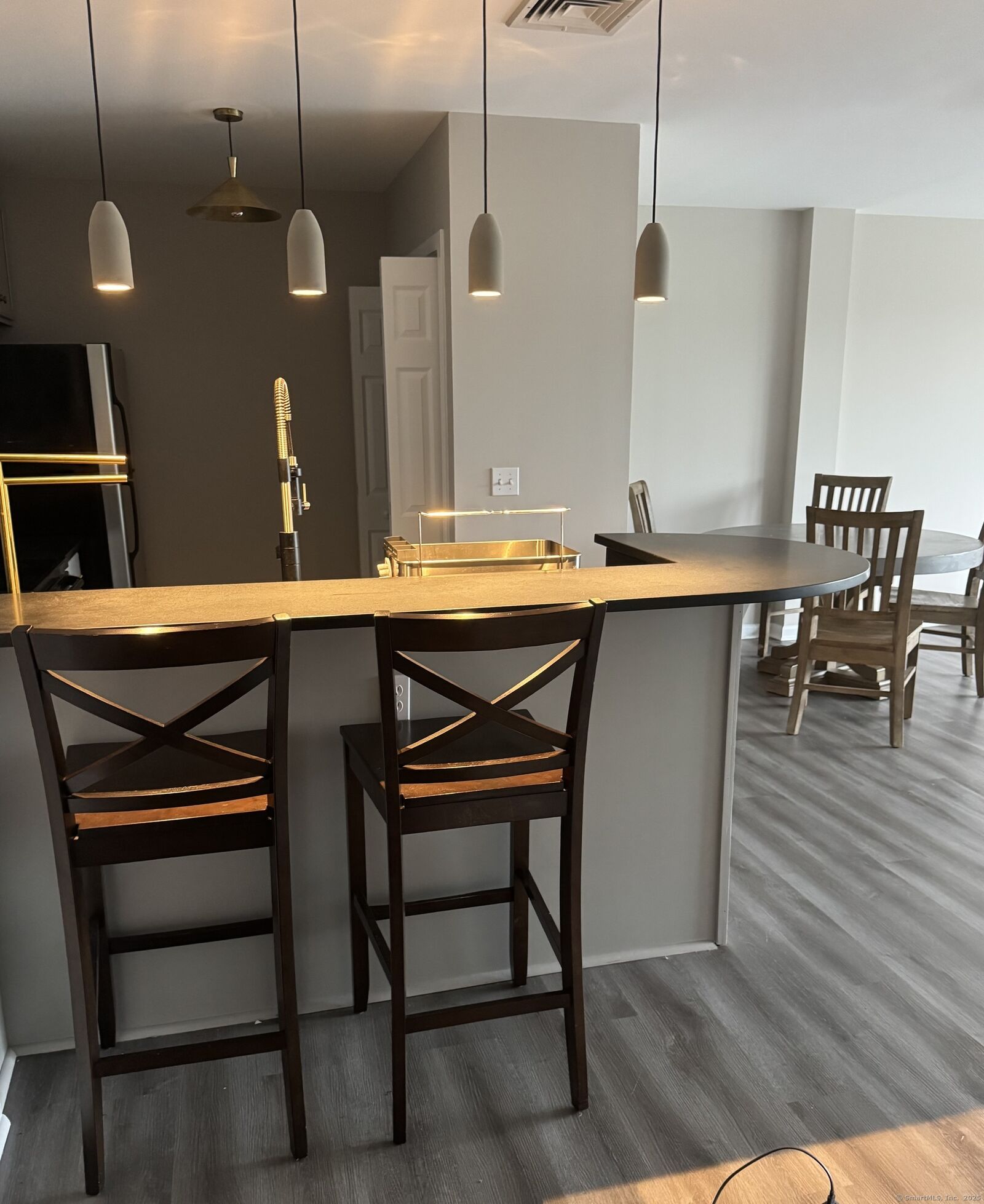 Property Photo:  255 Cherry Street E  CT 06460 