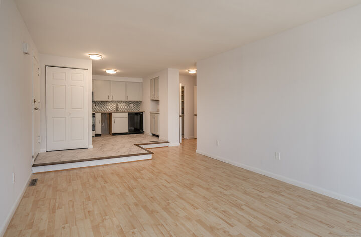 Property Photo: 323 Walden Green Road 323 CT 06405
