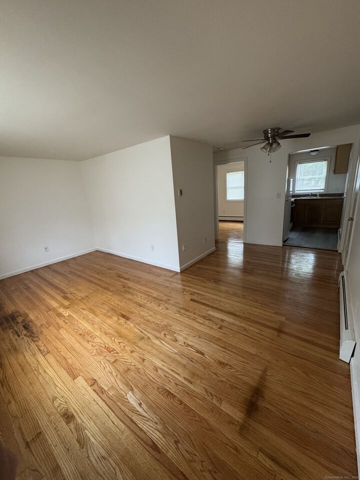 Property Photo: 68 Warner Street B2 CT 06514