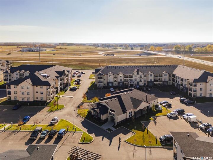 Property Photo: 110 Phelps Way 306 SK S7V 0K5