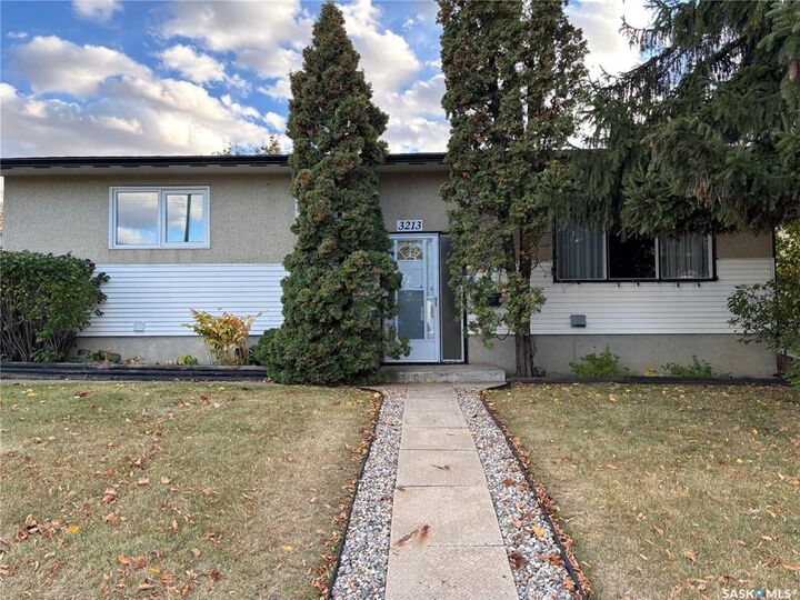 3213 33rd Street W  Saskatoon SK S7L 4R1 photo