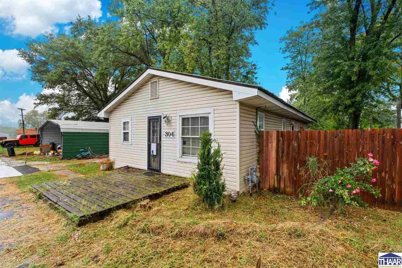 Property Photo: 304 N Stewart Street IN 47882