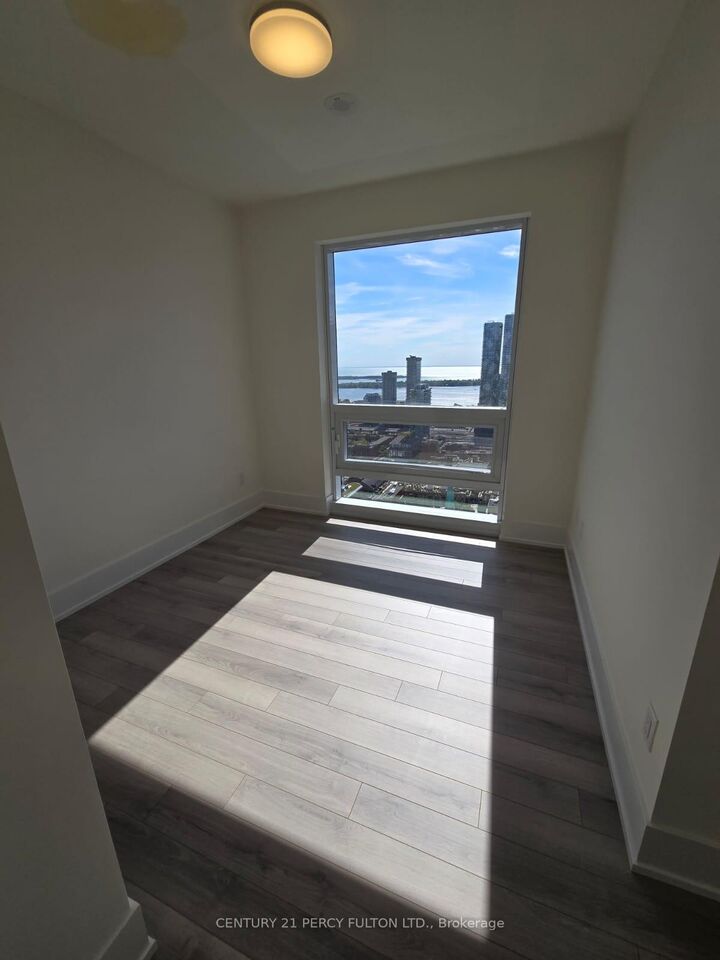 Property Photo:  89 Church Street 5008  ON M5C 0B7 