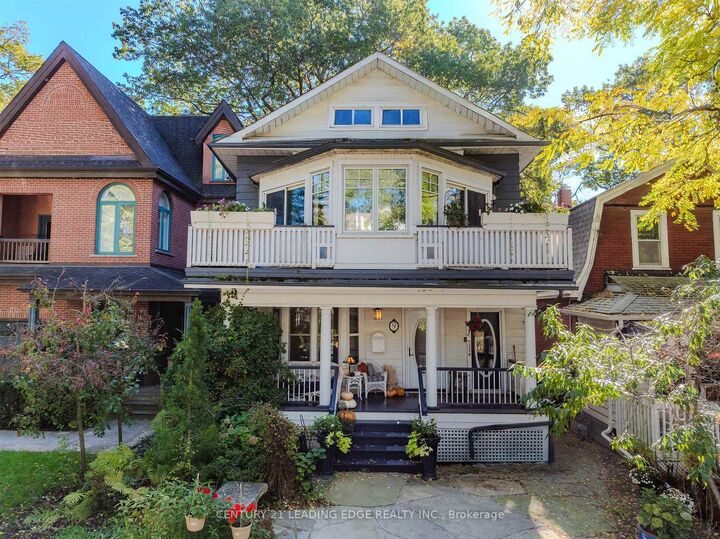 9 Balmy Avenue  Toronto ON M4E 1C7 photo
