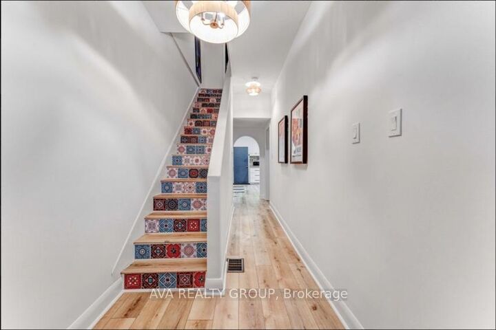 Photo de la propriété:  237 Nepean Street  ON K2P 0B7