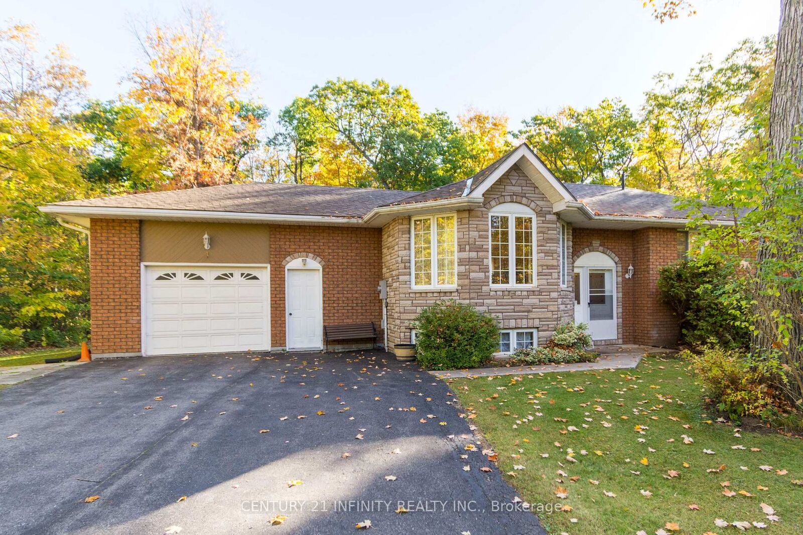 Photo de la propriété:  37 Riverside Drive  ON K0L 1L0