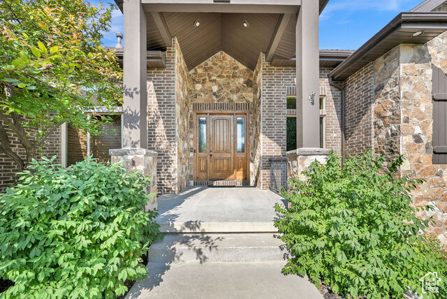 Property Photo:  6065 N Lariat Ln  UT 84050 