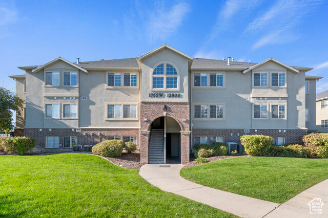 Property Photo: 1765 W 1200 S 202 UT 84663