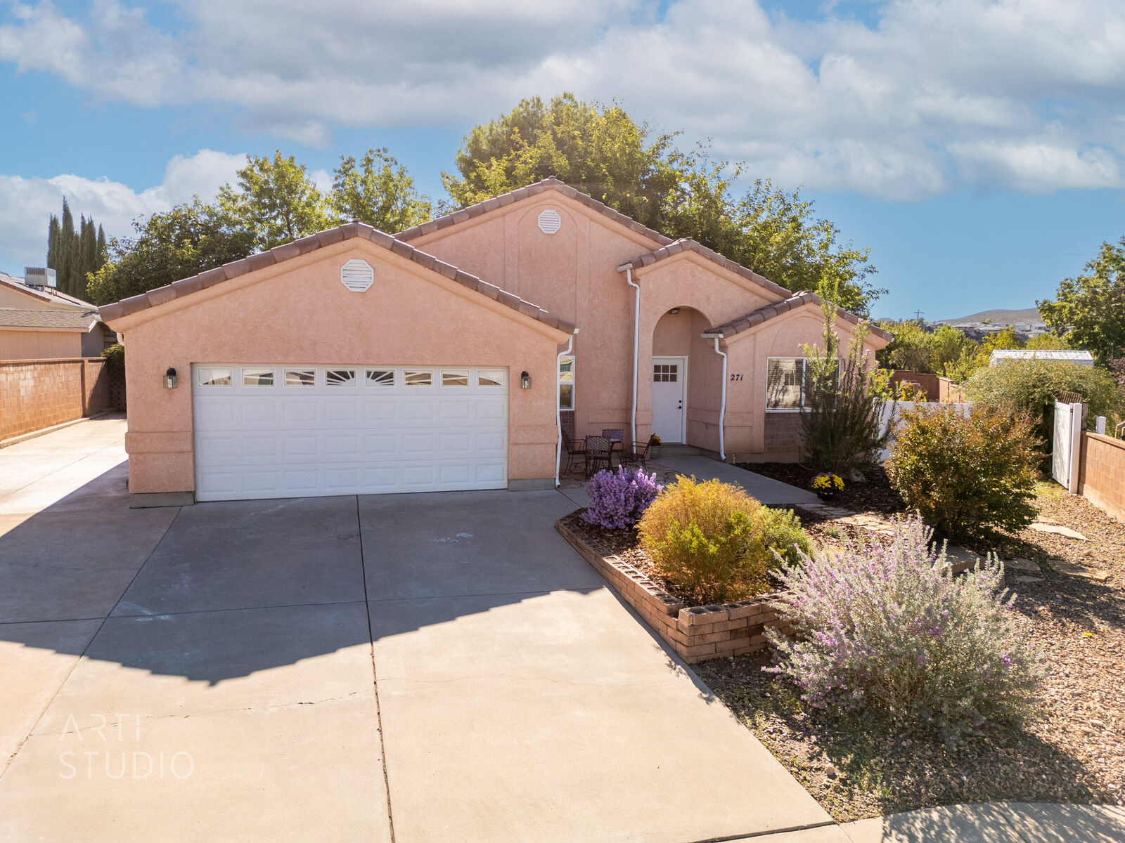 Property Photo: 271 W 210 Cir S UT 84745
