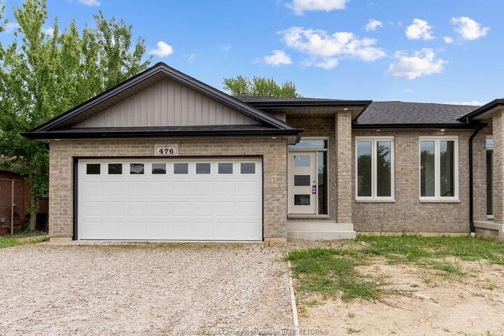 476 Railway  Lakeshore ON N0R 1A0 photo