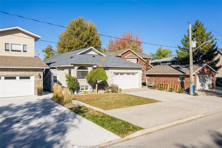 Photo de la propriété: 1266 Shoreline Avenue ON N0R 1A0