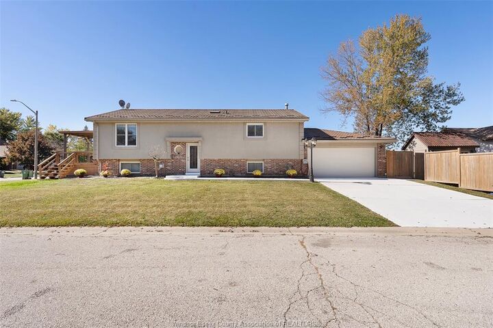 461 Desjardins Street  Belle River ON N0R 1A0 photo