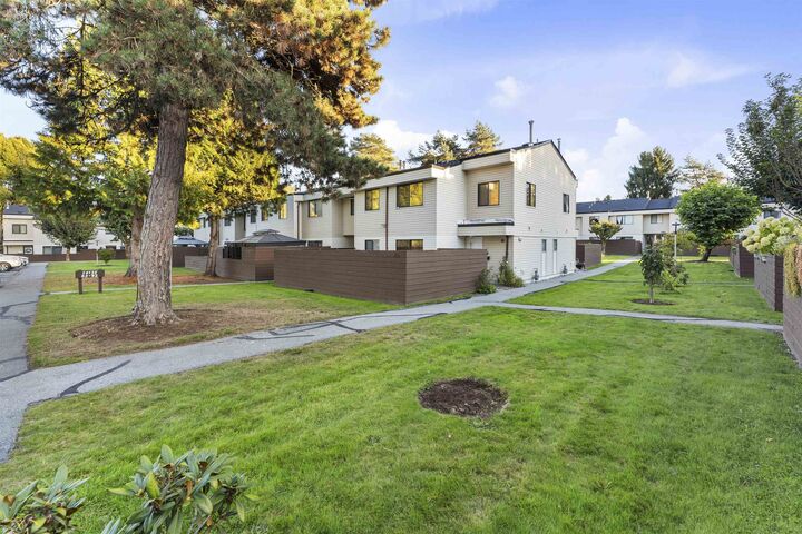 Property Photo: 14135 104 Avenue 87 BC V3T 1X6