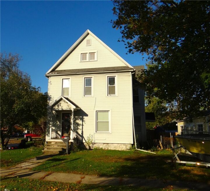 Property Photo:  247 Oakwood Avenue  NY 14903