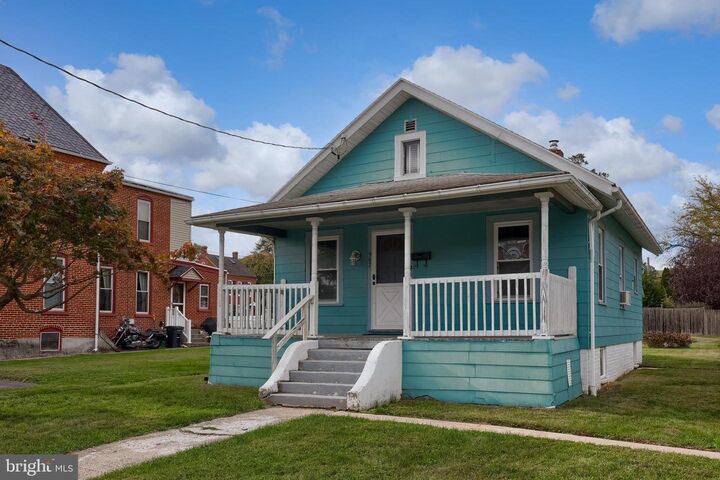 907 Walnut Street  Columbia PA 17512 photo