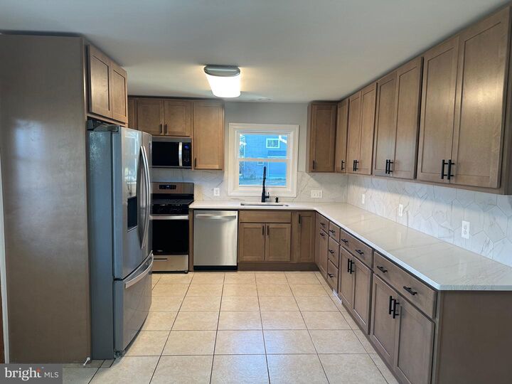 Property Photo:  905 Taskforce Drive  VA 22407 