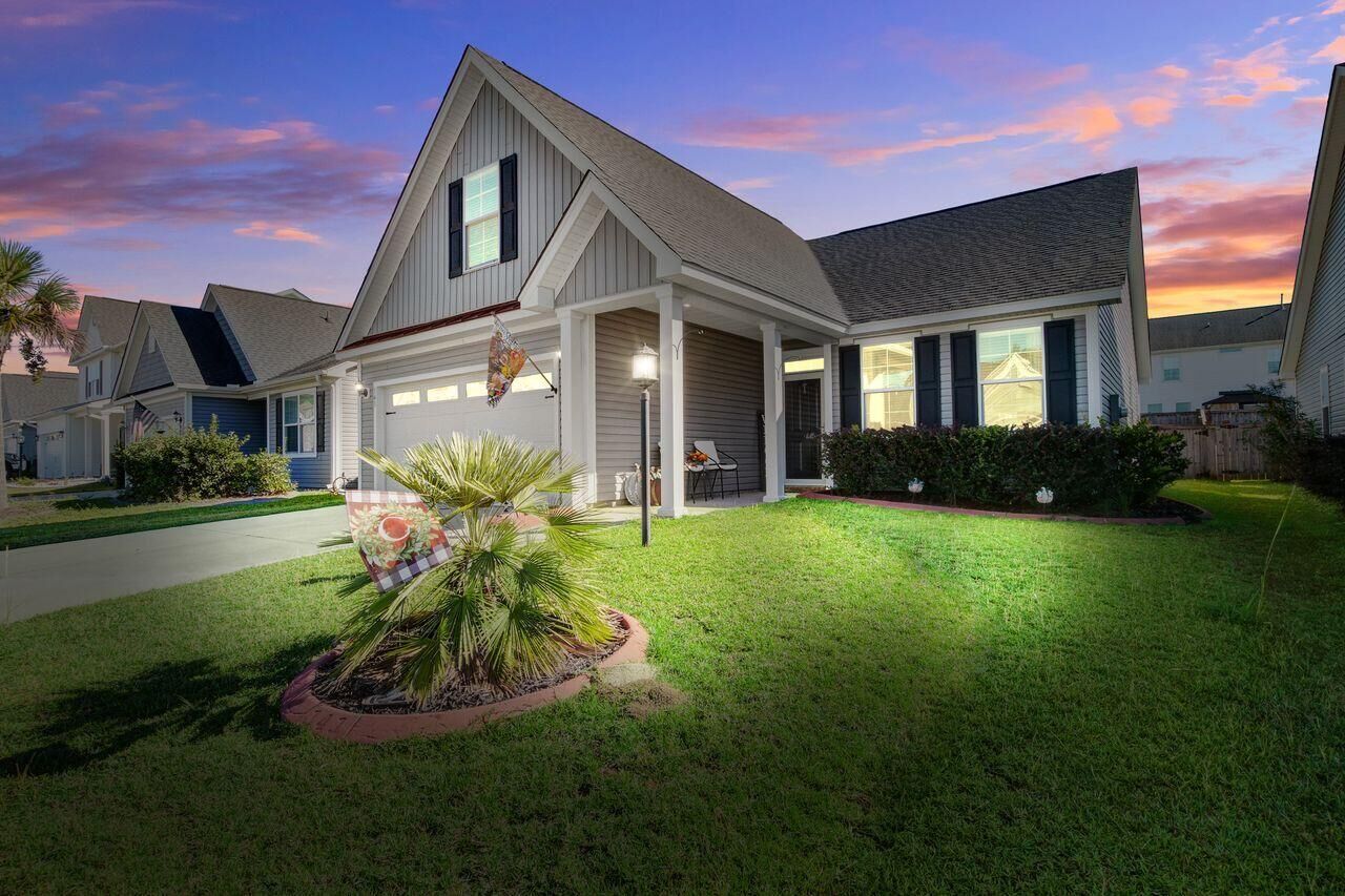 Property Photo:  141 Ancestry Lane  SC 29461