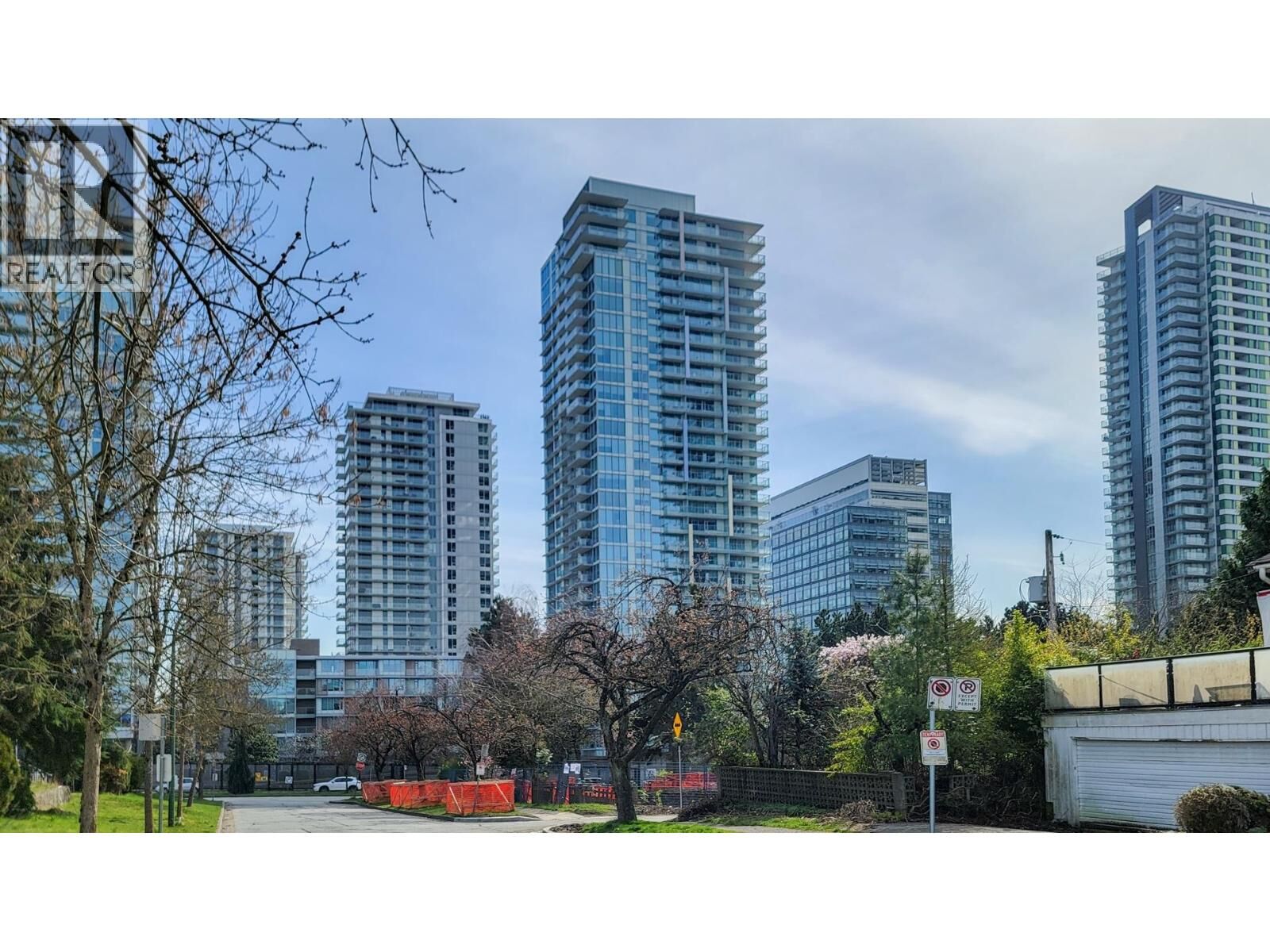 Property Photo: 8131 Nunavut Lane 2601 BC V5X 0E2