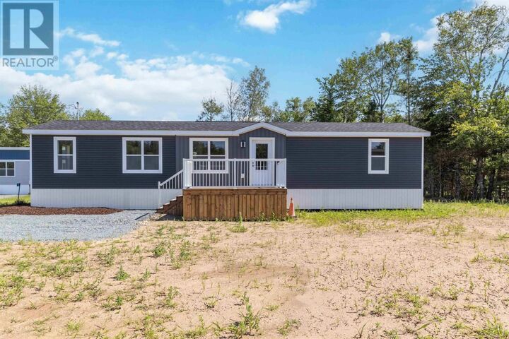7 Pebble Lane — photo 1