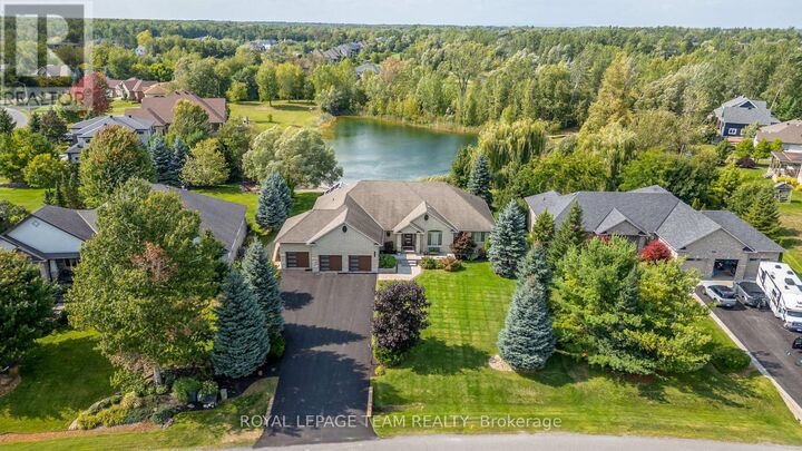 6903 Lake Forest Walk  Ottawa ON K4P 1R7 photo