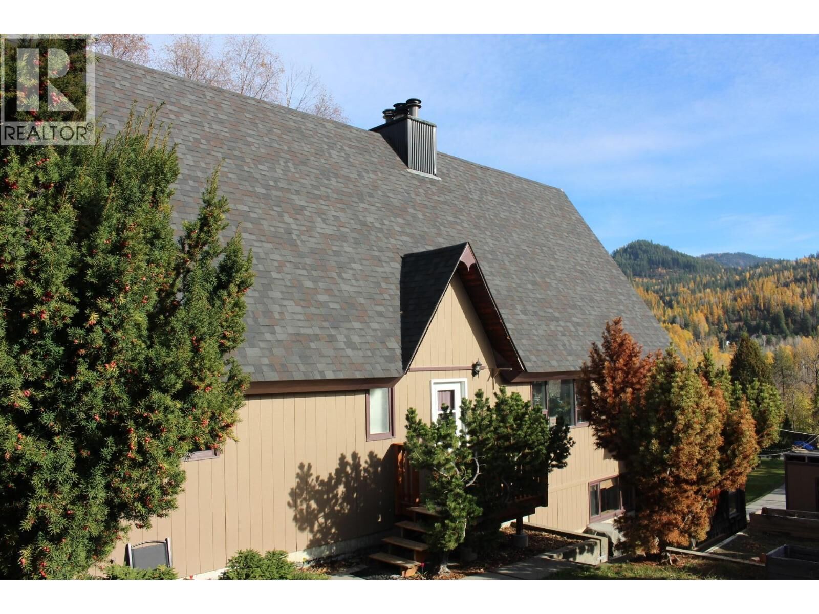 Property Photo: 1230 Fox Road BC V0G 1P0