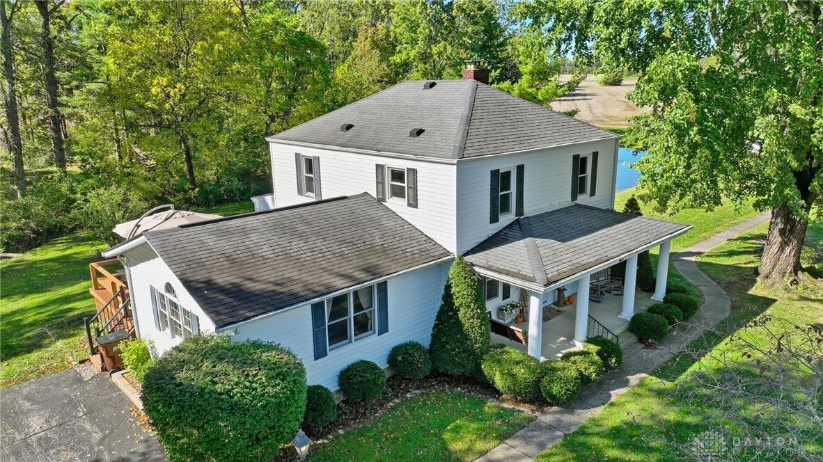Property Photo: 1415 S State Route 123 OH 45036