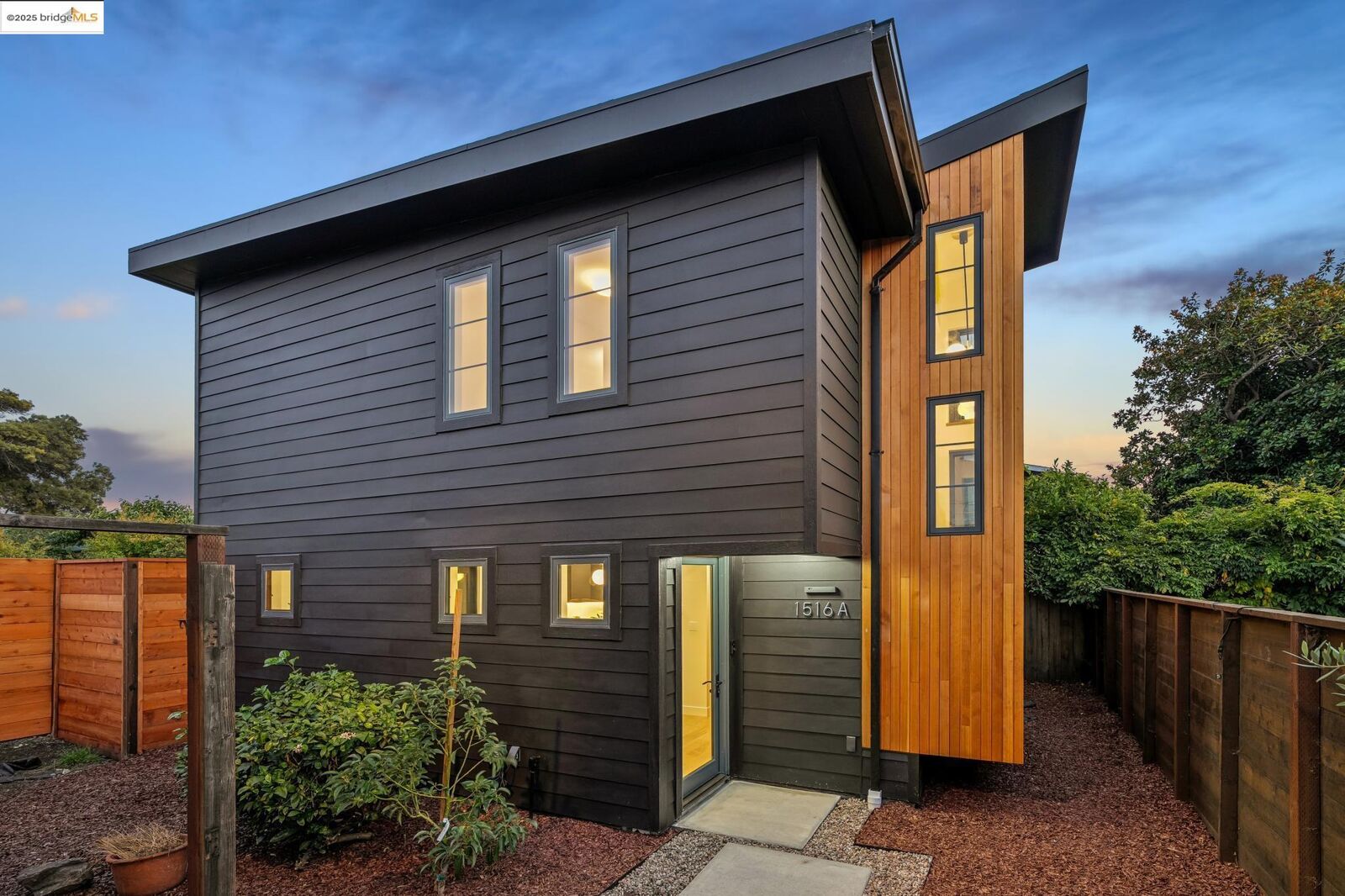 Property Photo: 1516 A Blake St CA 94703