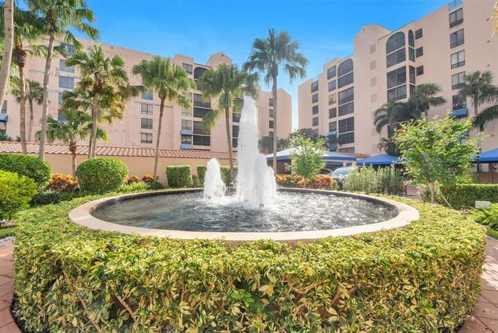 Property Photo: 7178 Promenade Dr 202 FL 33433